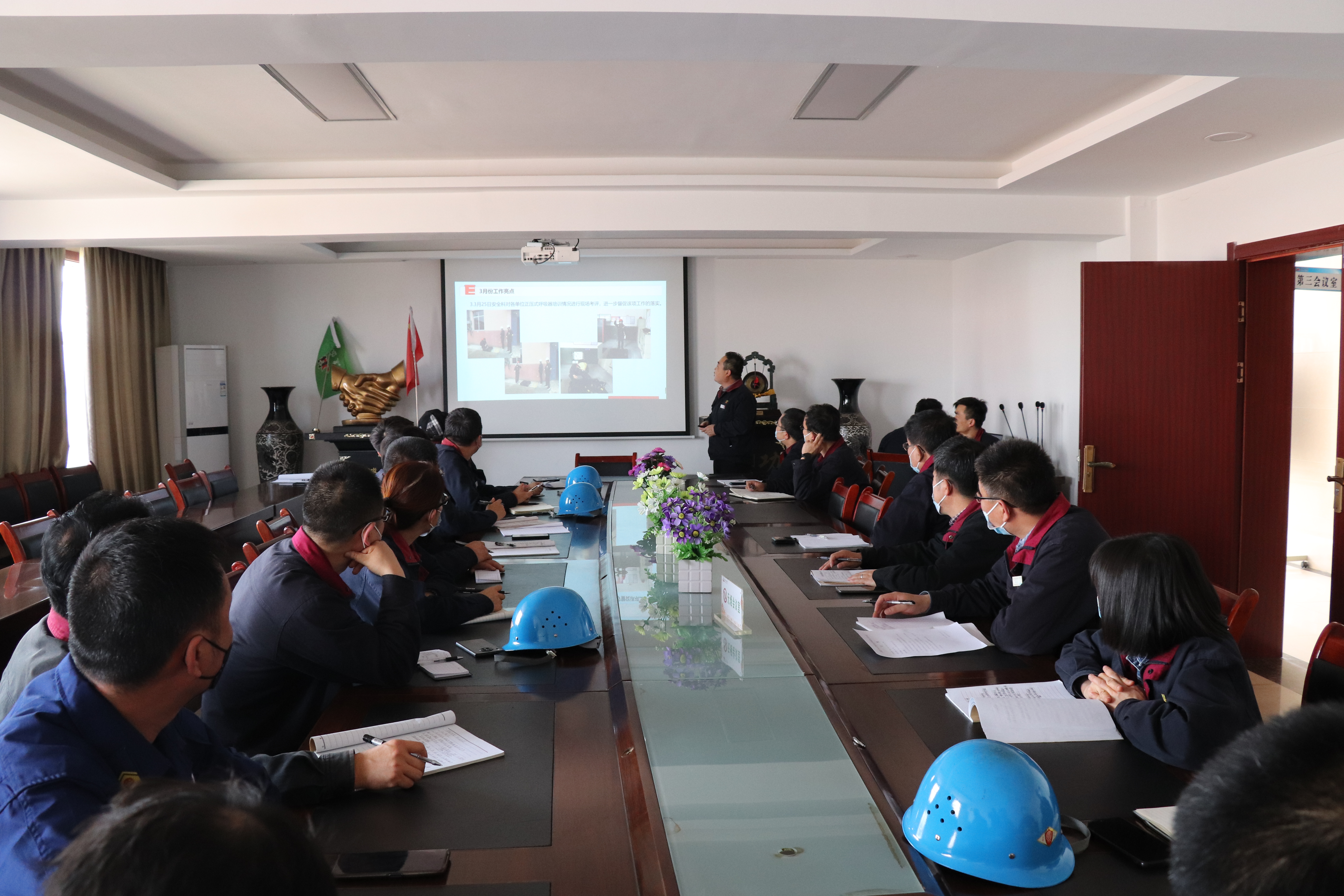 ��؈�������_һ������4�·ݰ�ȫ�h(hu��n)���k����(hu��)�h